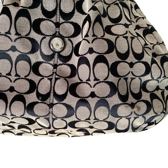 Coach Lynn Hobo Shoulder Signature Purse Bag - Picture 5 of 17